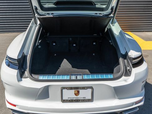 New 2026 Porsche Panamera RWD image 36