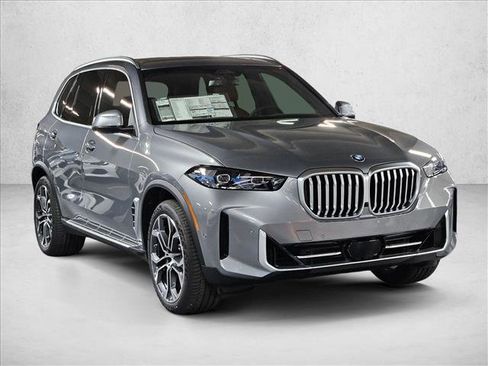 Used 2026 BMW X5 xDrive40i w/ Climate Comfort Package AWD/4WD image 3