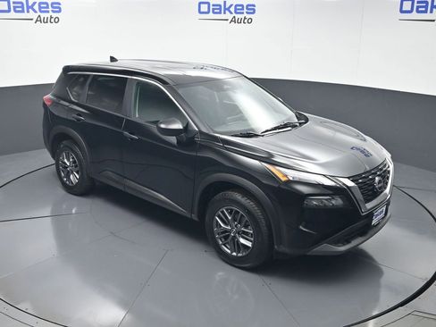 Used 2023 Nissan Rogue S AWD/4WD image 45