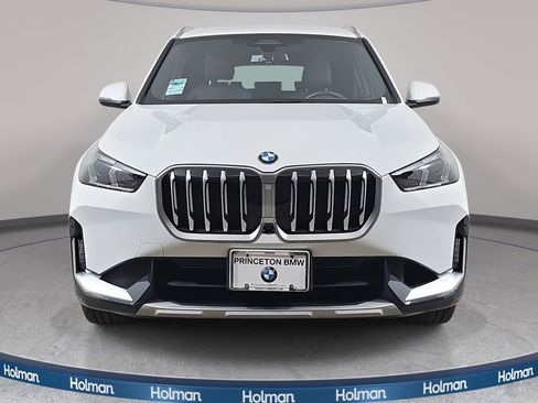 Used 2025 BMW X1 xDrive28i w/ Technology Package AWD/4WD image 3