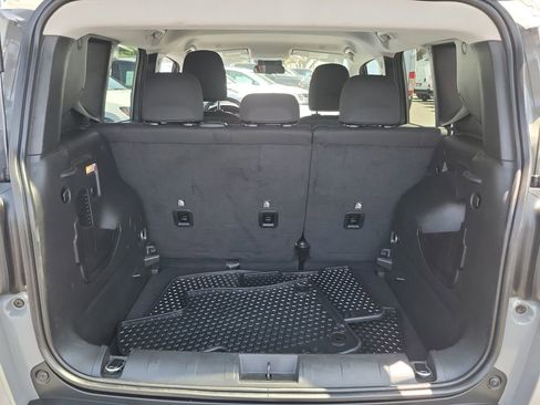 Used 2023 Jeep Renegade Latitude AWD/4WD image 22