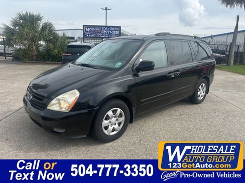 Used 2010 Kia Sedona LX FWD image 1