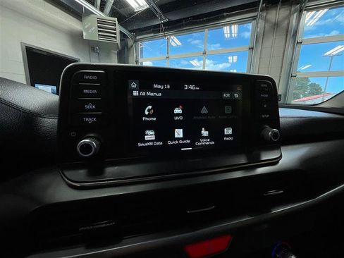 Used 2021 Kia Telluride S FWD image 18