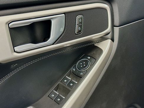 Used 2023 Ford Explorer XLT w/ Equipment Group 202A image 15