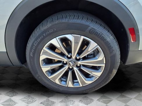 Certified 2025 Buick Envision Preferred AWD/4WD image 9