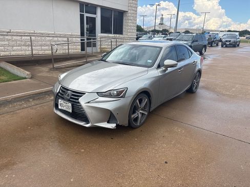 Used 2018 Lexus IS 300 w/ Premium Package RWD image 1