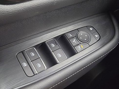 Certified 2025 Nissan Armada SL AWD/4WD image 27