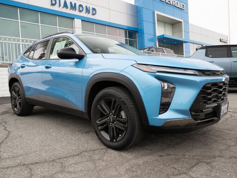 Used 2026 Chevrolet Trax ACTIV w/ Driver Confidence Package image 1