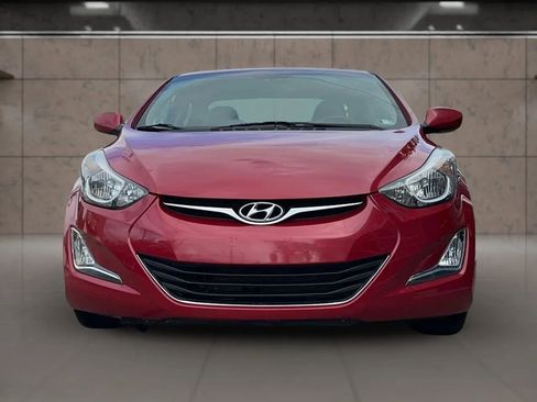 Used 2015 Hyundai Elantra SE w/ Option Group 02 FWD image 2