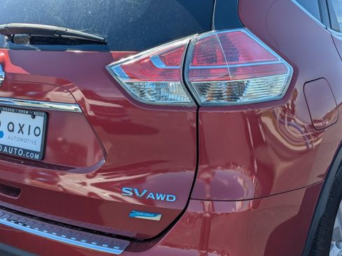 Used 2014 Nissan Rogue SV AWD/4WD image 5