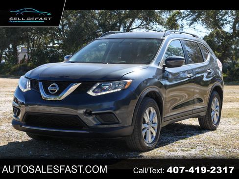 Used 2016 Nissan Rogue SV image 1