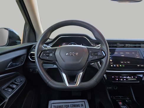 Used 2023 Chevrolet Bolt EUV LT w/ Driver Confidence Package image 16