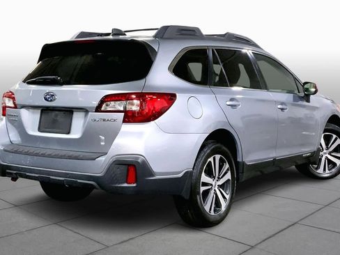 Used 2019 Subaru Outback 2.5i Limited image 13