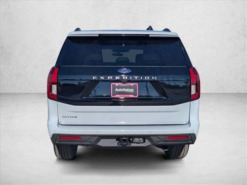 New 2026 Ford Expedition Active RWD image 8