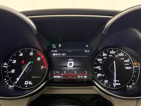 Used 2018 Alfa Romeo Giulia AWD image 37