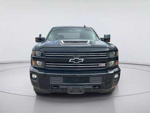 Used 2018 Chevrolet Silverado 2500 LTZ w/ Duramax Plus Package AWD/4WD image 2