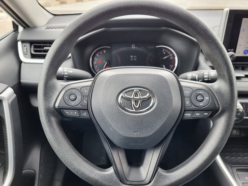 Certified 2025 Toyota RAV4 XLE image 9