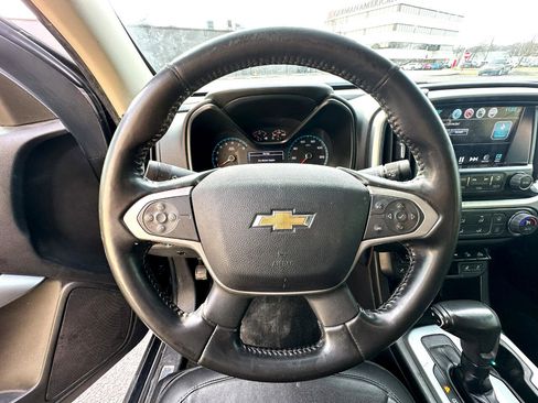 Used 2017 Chevrolet Colorado ZR2 w/ LPO, Premium Interior Package image 13