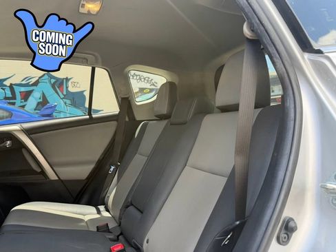 Used 2015 Toyota RAV4 Limited FWD image 16