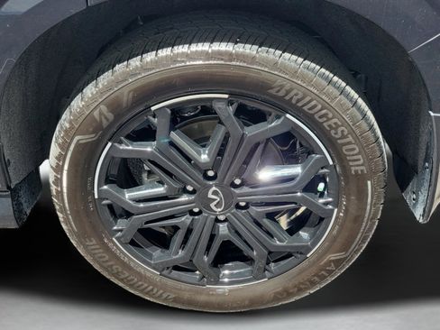 Certified 2026 INFINITI QX80 4WD w/ Sport Exterior Package image 30