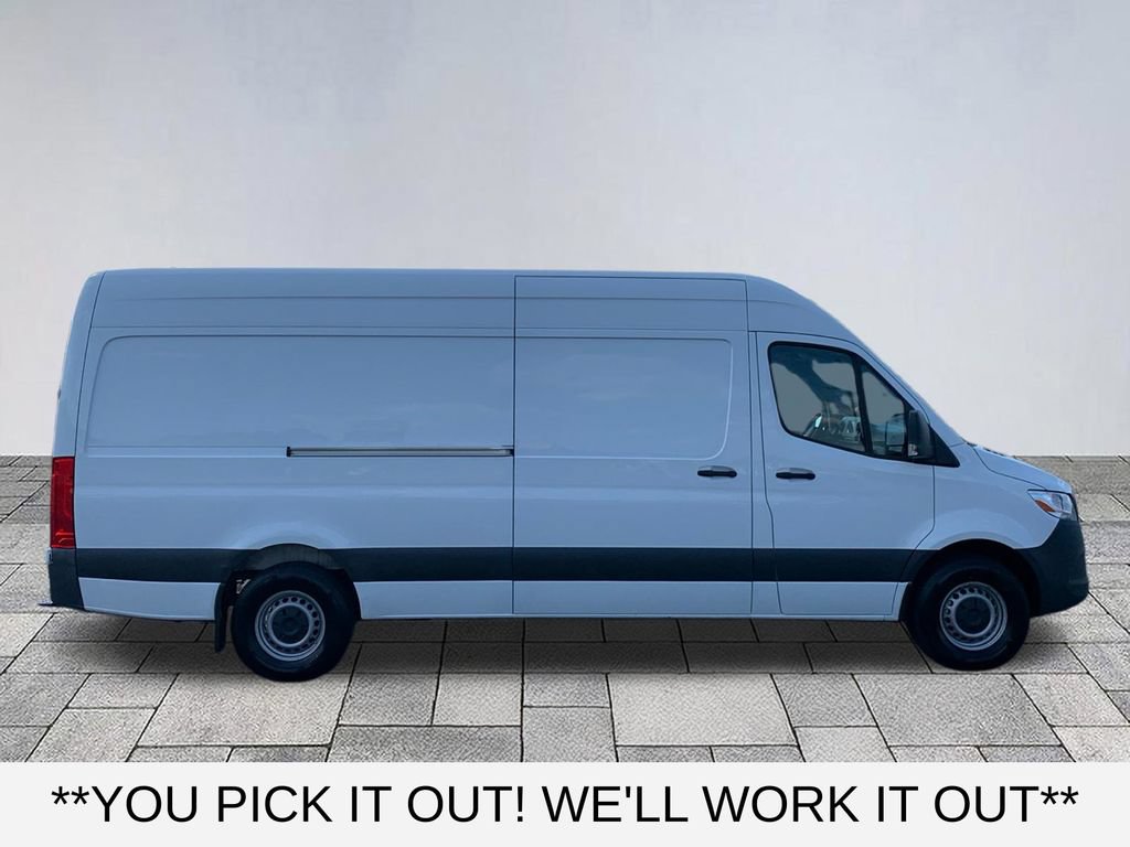 Used 2023 Mercedes-Benz Sprinter 2500 image 8