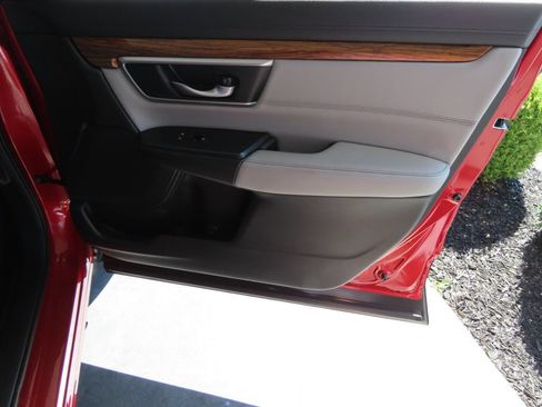 Used 2021 Honda CR-V Touring image 40