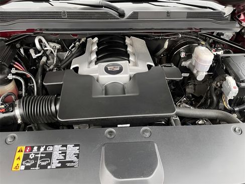 Used 2020 Cadillac Escalade Luxury image 10