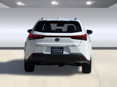 New 2026 Lexus UX 300h AWD image 9
