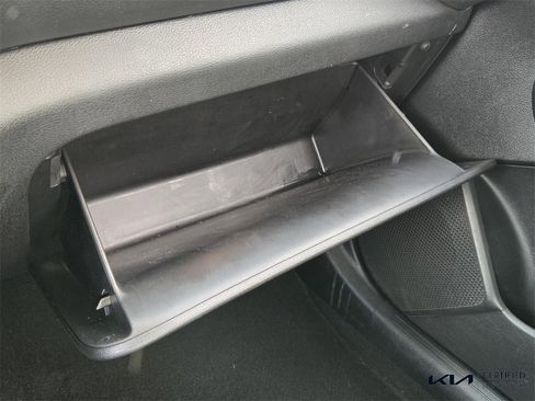 Certified 2021 Kia Soul S image 22