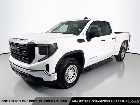 Used 2024 GMC Sierra 1500 Pro w/ Pro Value Package image 1