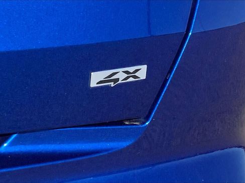 Used 2023 Kia Sorento SX image 9