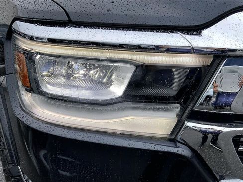 Used 2019 RAM 1500 Laramie image 23