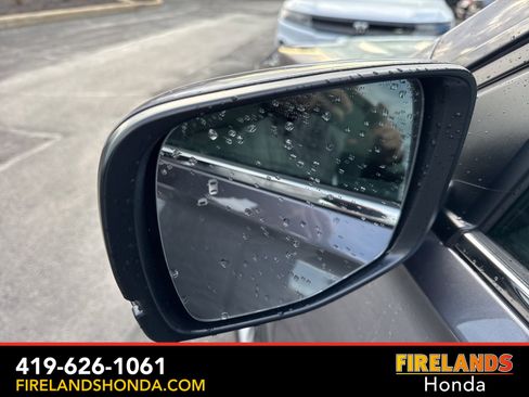 New 2025 Honda Pilot EX-L image 9