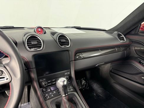 Certified 2024 Porsche 718 Cayman GTS RWD image 22