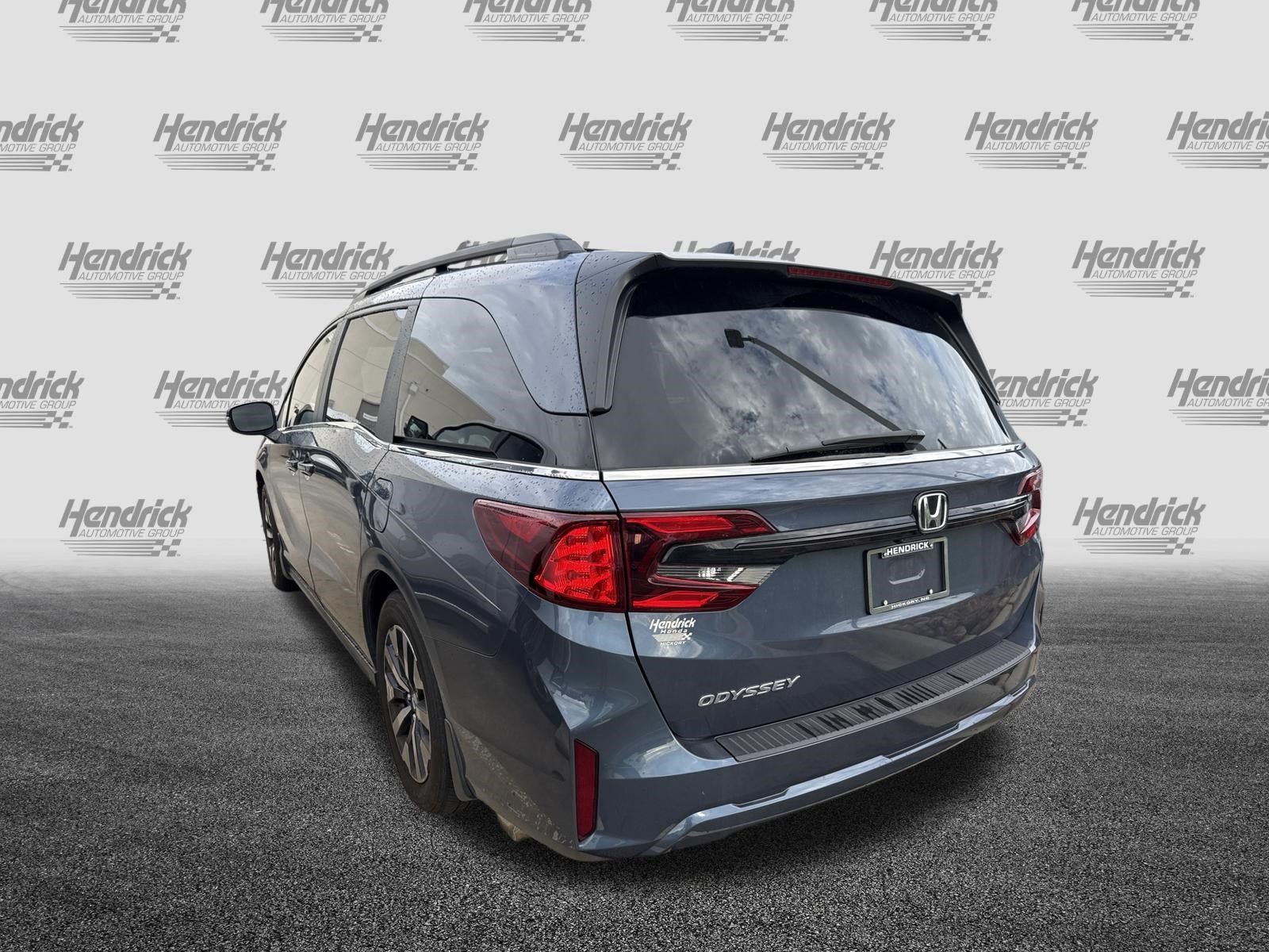 Used 2025 Honda Odyssey EX-L image 8