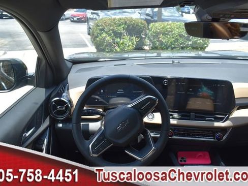 New 2026 Chevrolet Equinox ACTIV w/ Convenience Package III image 21