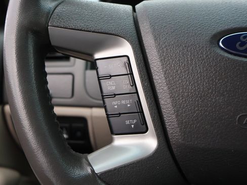 Used 2012 Ford Fusion Hybrid image 27