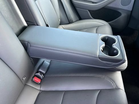 Used 2025 Tesla Model 3 RWD image 40
