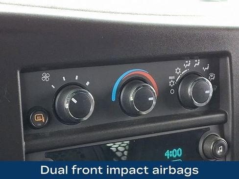 Used 2024 GMC Savana 2500 w/ Driver Convenience Package image 13