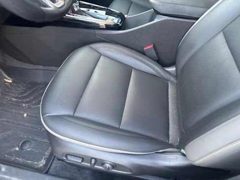 Used 2025 Chevrolet Trax ACTIV w/ Driver Confidence Package FWD image 14