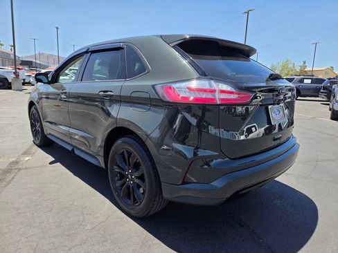 Certified 2024 Ford Edge SE w/ Black Appearance Package AWD/4WD image 4