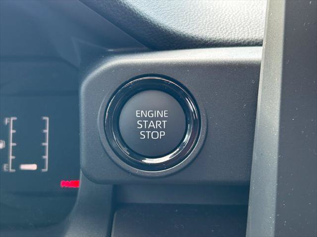 Certified 2026 Toyota Tacoma SR5 AWD/4WD image 26