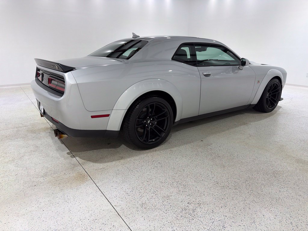Used 2020 Dodge Challenger R/T Scat Pack RWD image 5