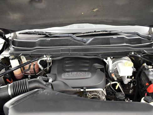 Used 2019 RAM 2500 Big Horn image 36