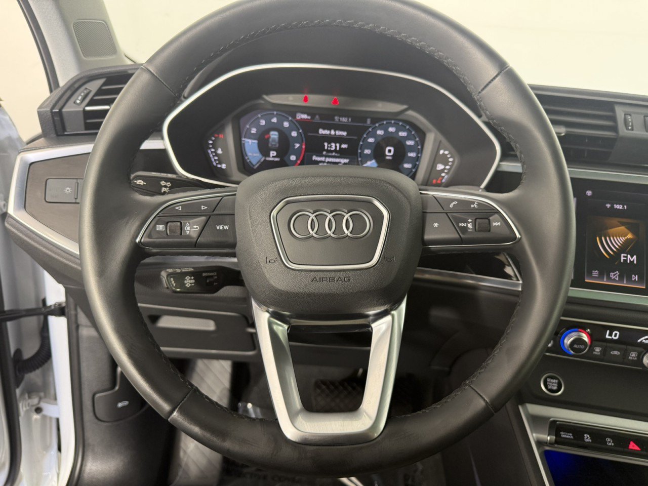 Used 2024 Audi Q3 2.0T Premium Plus w/ Premium Plus Package AWD/4WD image 21