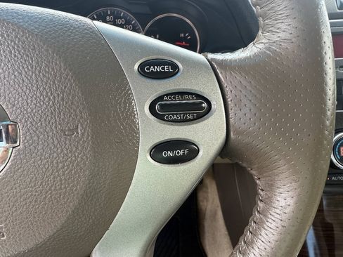 Used 2012 Nissan Altima 2.5 SL w/ 2.5SL Pkg FWD image 18