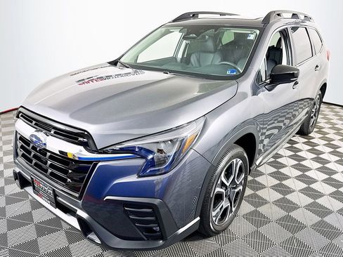 Used 2026 Subaru Ascent Limited AWD/4WD image 3