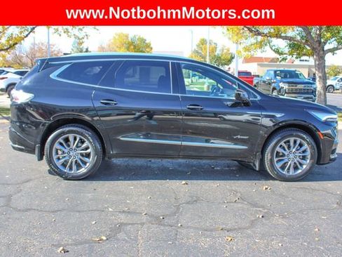 Used 2024 Buick Enclave Avenir image 7
