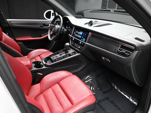 Used 2023 Porsche Macan GTS image 58