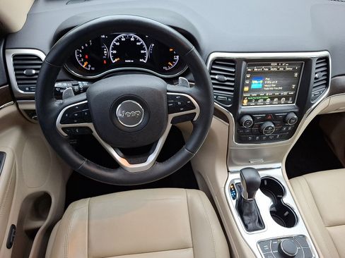 Certified 2017 Jeep Grand Cherokee Limited AWD/4WD image 12